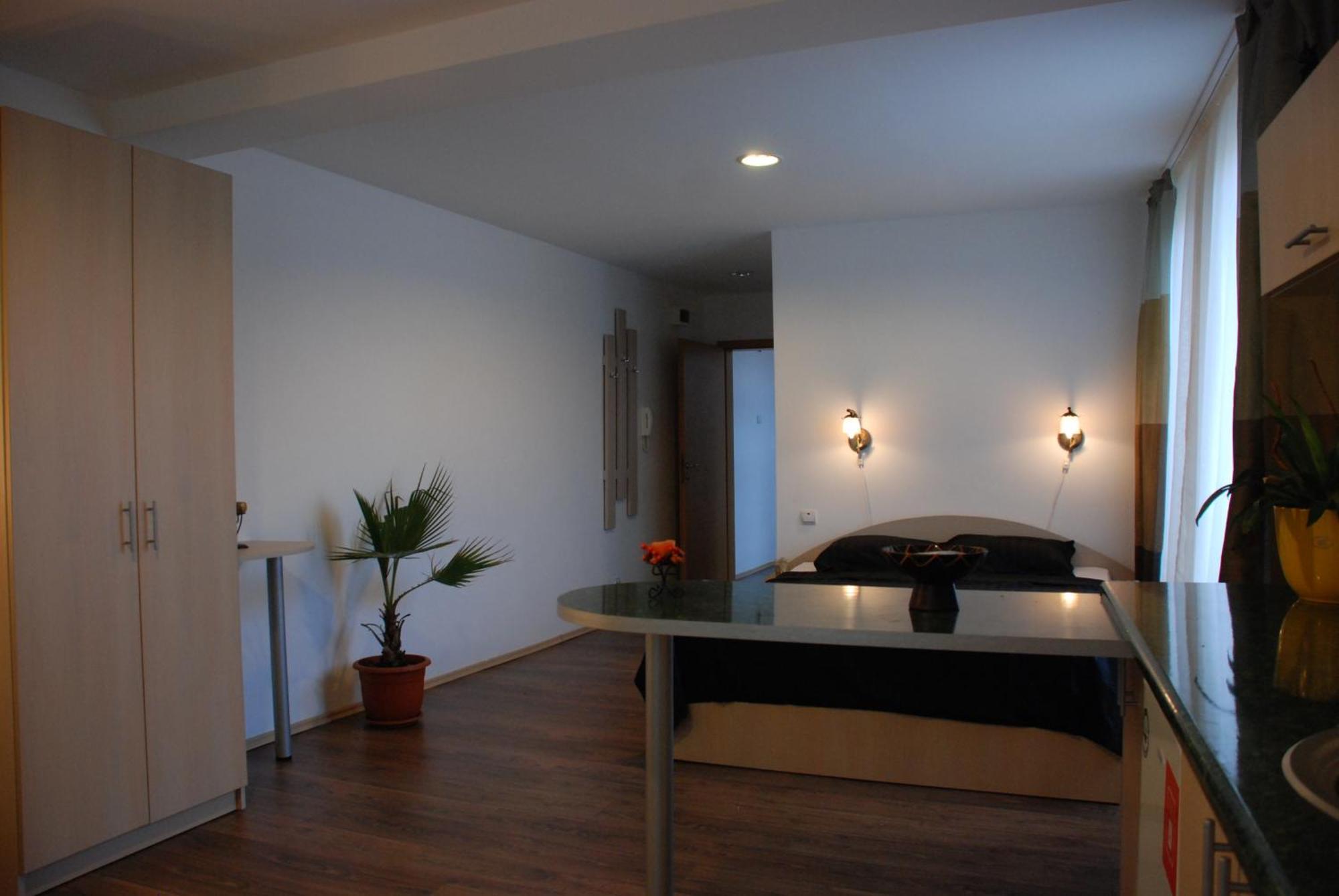 Lucas 10 Apartments Κλουζ-Ναπόκα Εξωτερικό φωτογραφία